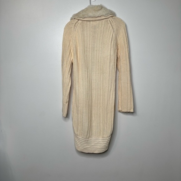 White House Black Market Women’s XS Cream Knit Cardigan Faux Fur Collar - Picture 9 of 10